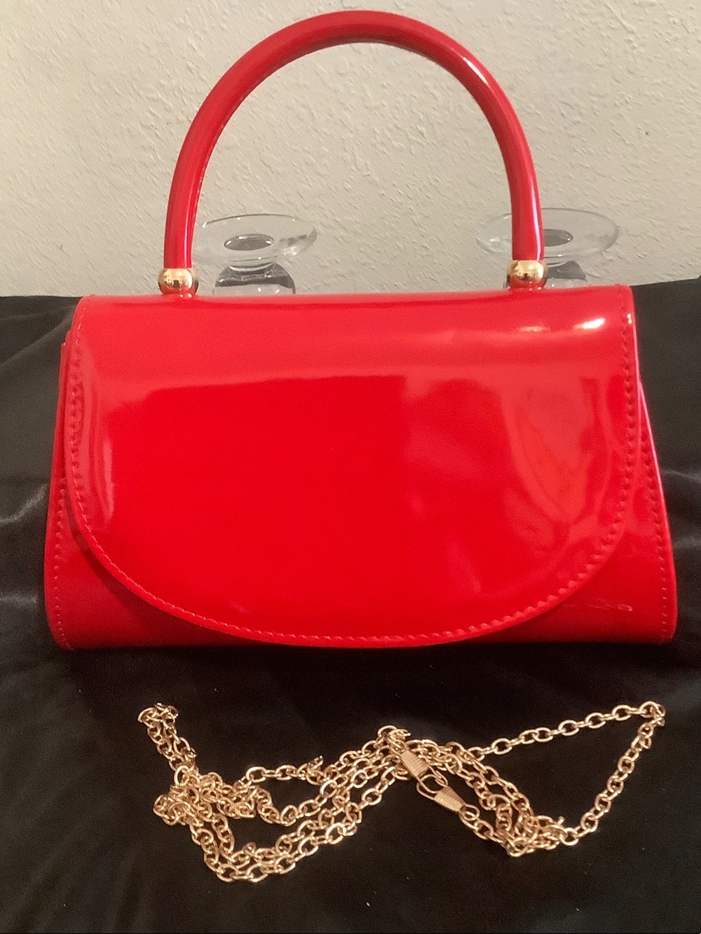 Red Patent Top-Handle Women's Handbag with Gold Chain